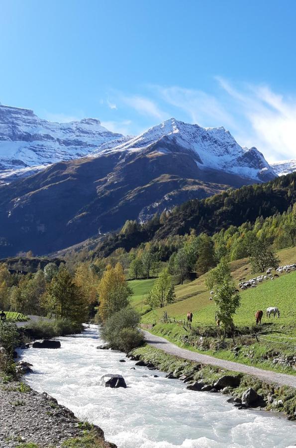 Studio Gavarnie Luaran gambar